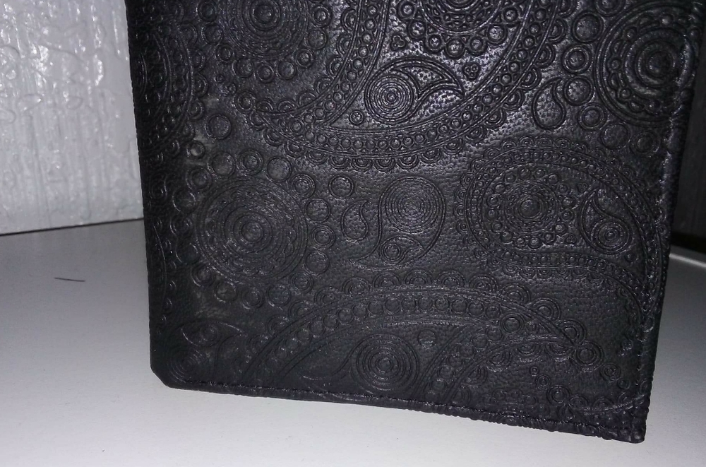 Tallia leather wallet